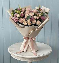 Букет цветов из:  Розы и Лизиантусы в Зайцево