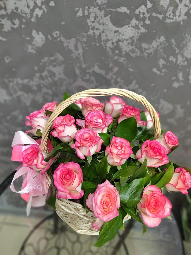Цветочная композиция из Розы в корзине в Зайцево