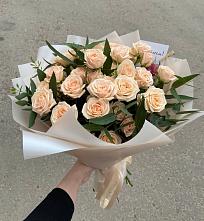 Букет Кремовые розы Латте в Зайцево