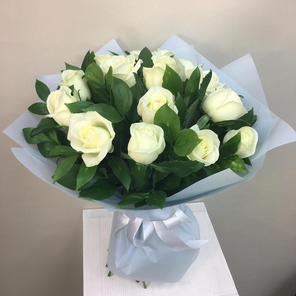 Букет 15 Белых роз Проуд в Зайцево