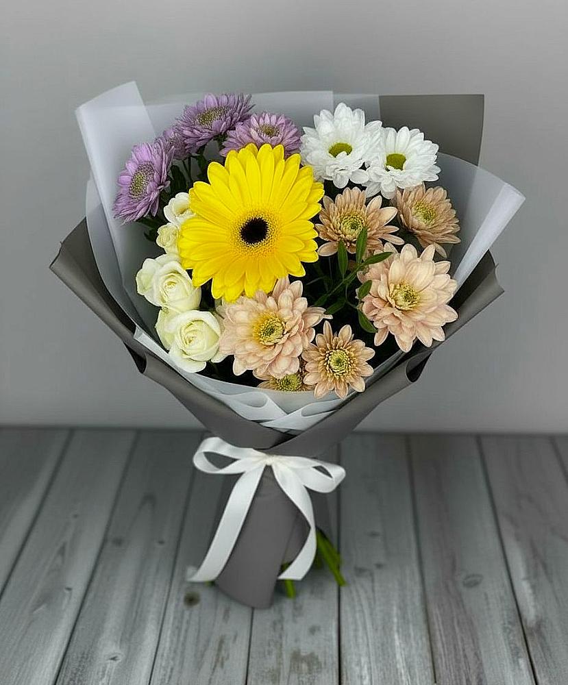 Букет цветов из: Розы, Герберы и Хризантемы в Зайцево
