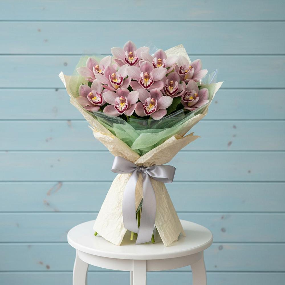 Букет цветов из: Орхидеи и Розы в Зайцево