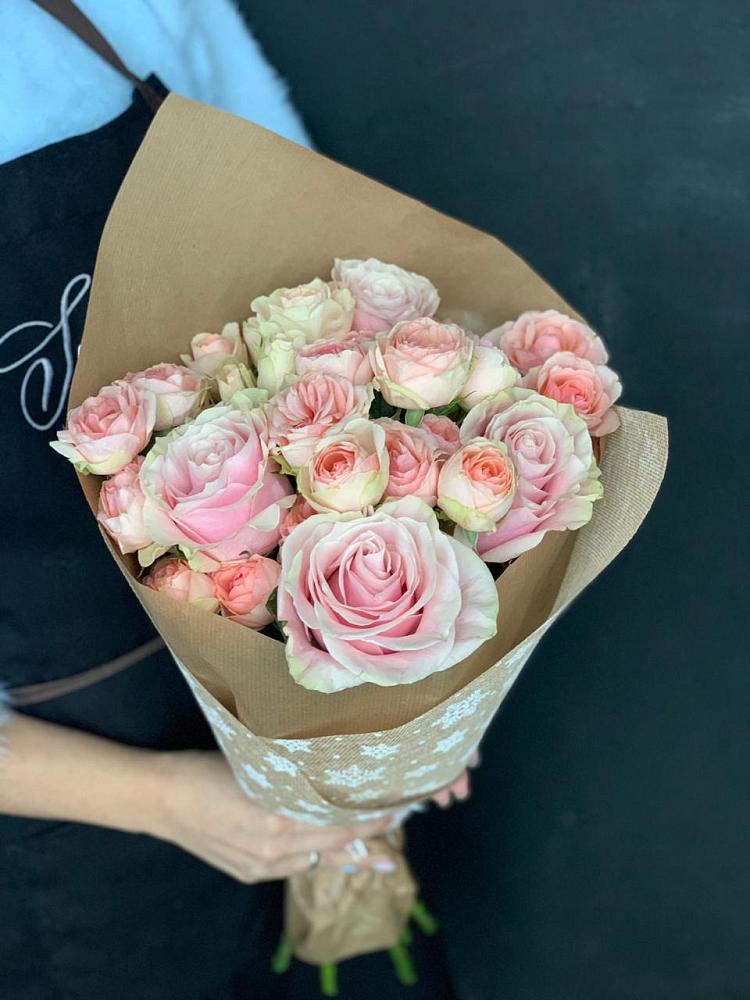 Букет цветов из: Хризантемы и Розы в Зайцево