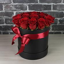 Цветочная композиция из Розы в шляпной коробке в Зайцево