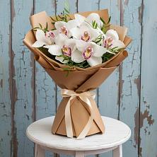 Букет цветов из:  Орхидеи и Розы в Зайцево