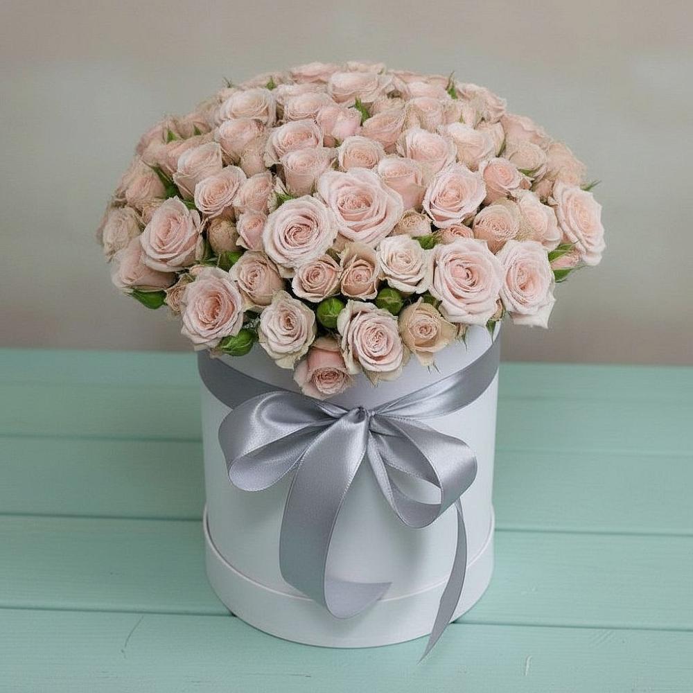 Цветочная композиция из Розы в шляпной коробке в Зайцево