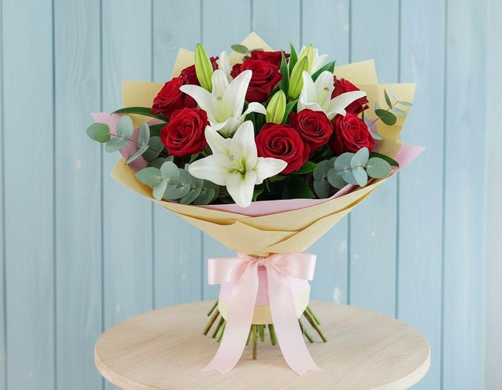 Букет цветов из: Лилии и Розы в Зайцево